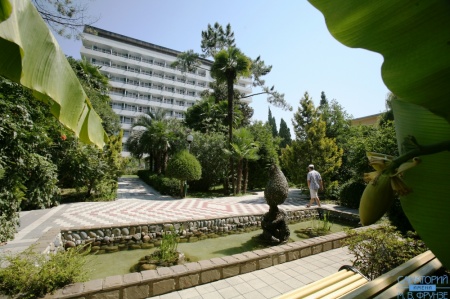 «Фрунзе» 3*