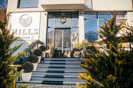 HILLS POLYANA Hotel & SPA