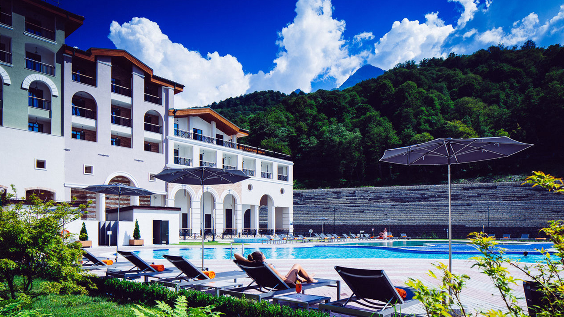 «Sochi Marriott Krasnaya Polyana Hotel» (Сочи Марриотт Красная Поляна)